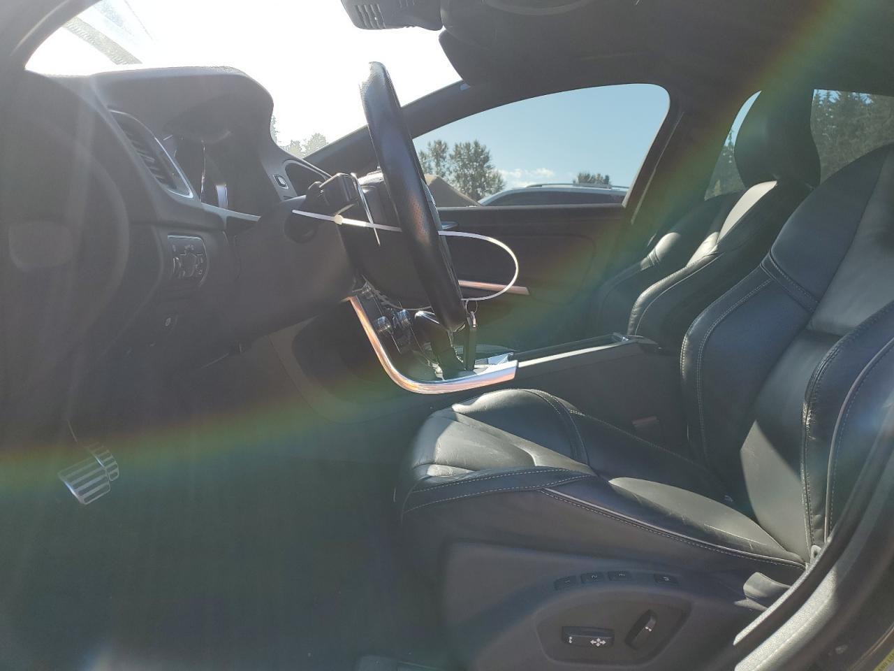 2017 Volvo V60 T6 R-Design - Фото 7