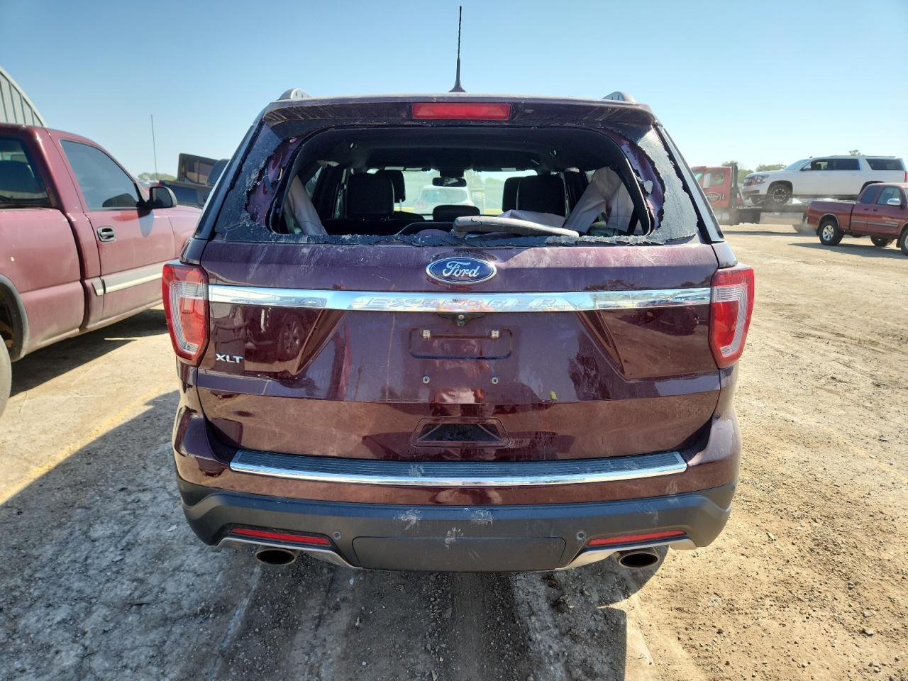 2018 Ford Explorer Xlt - Фото 6