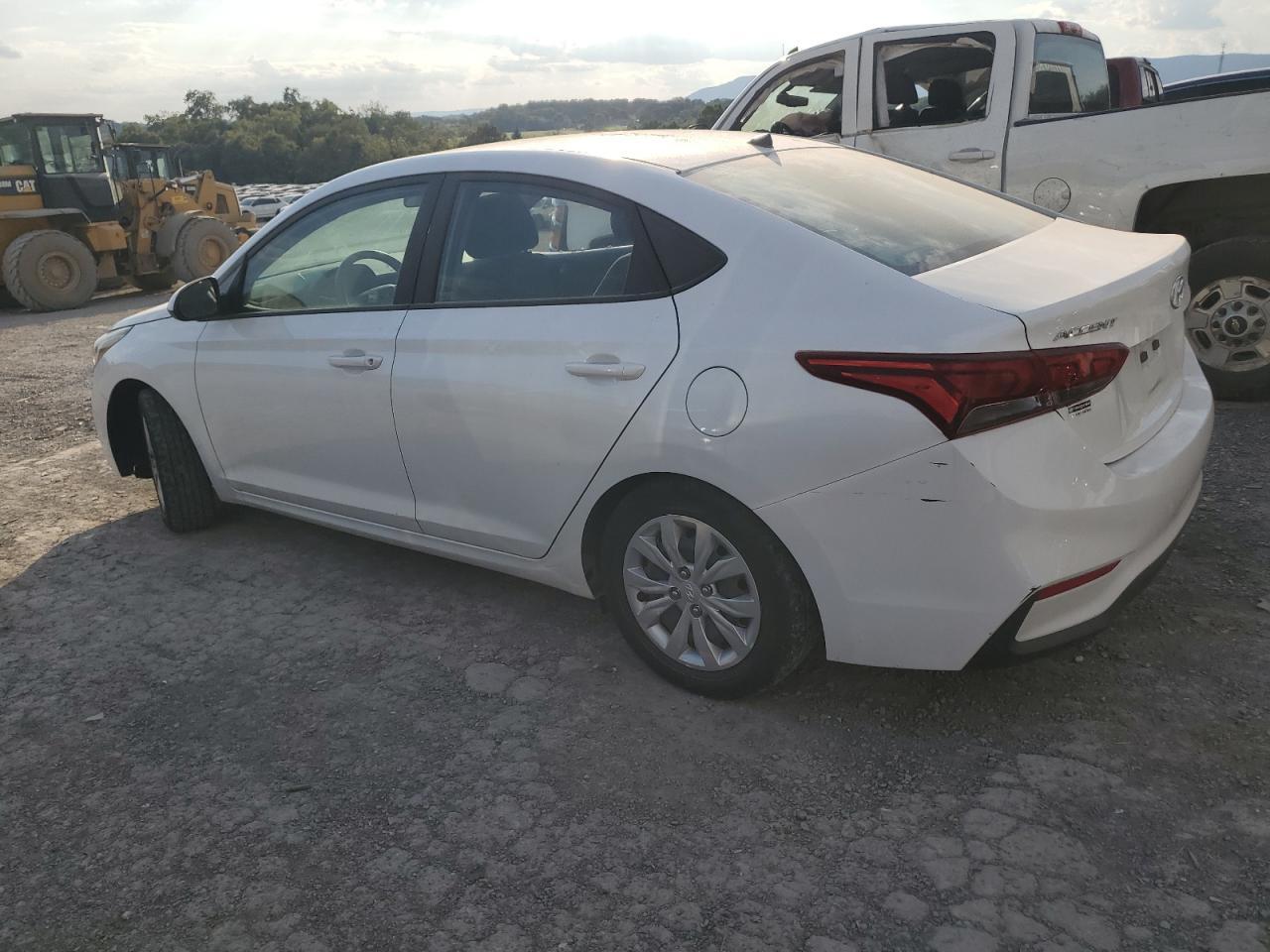 2021 Hyundai Accent Se - Image 2
