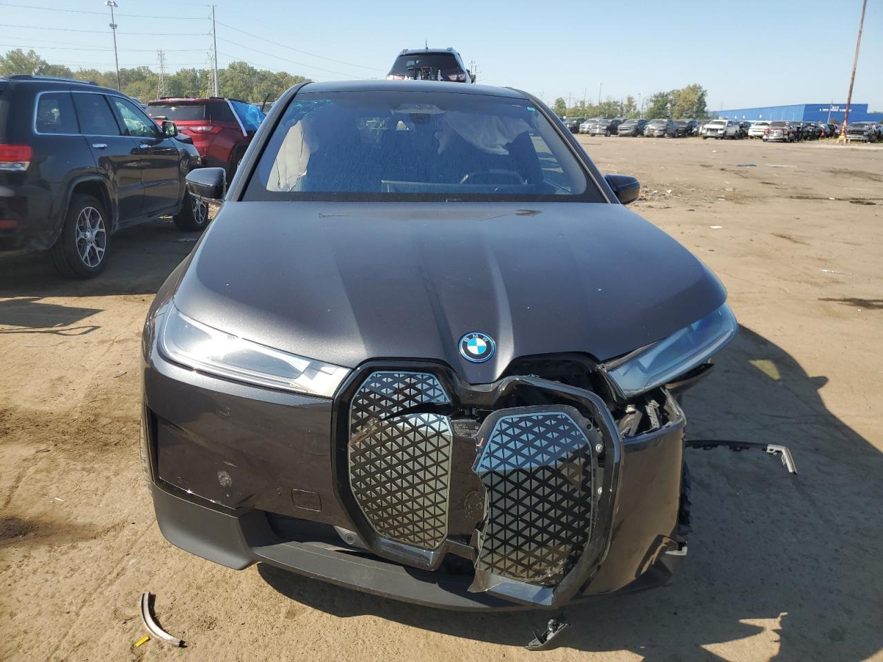 2024 BMW Ix xDrive50 - Фото 5