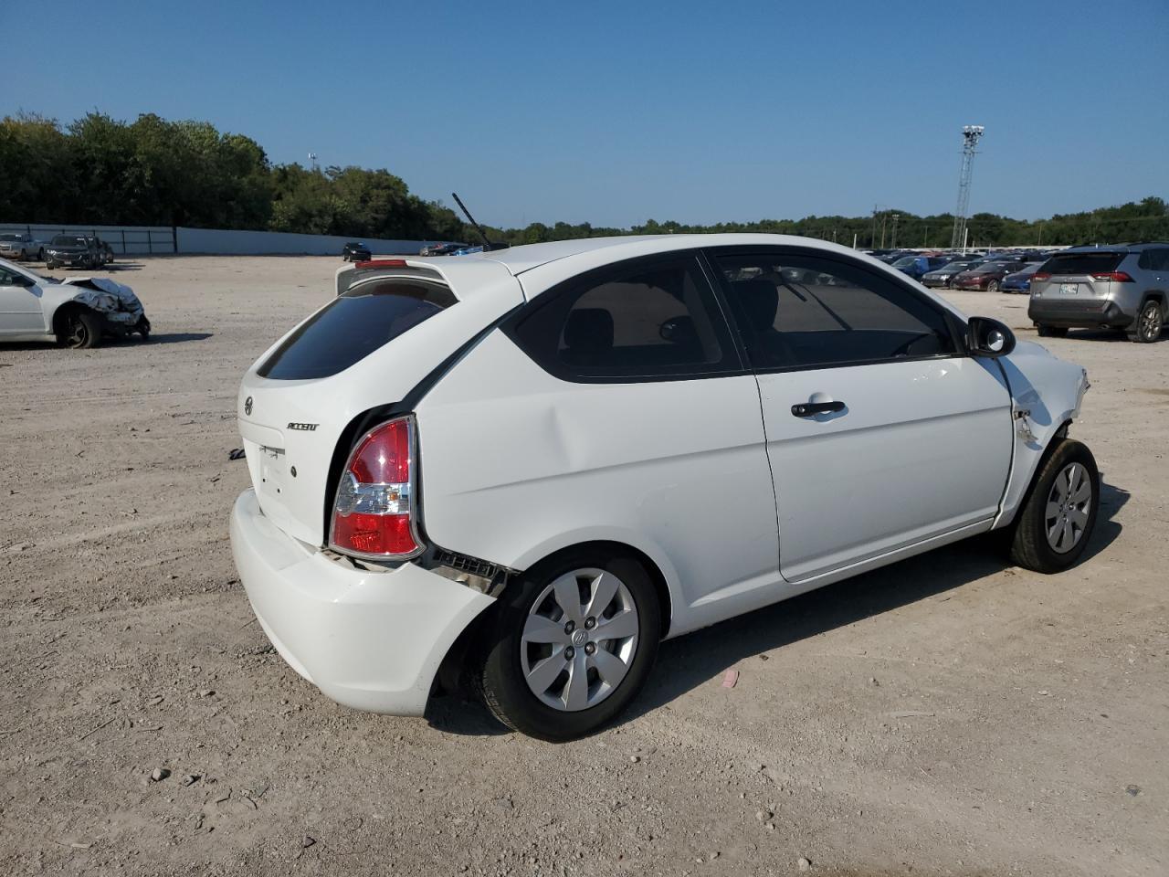 2009 Hyundai Accent - Фото 3