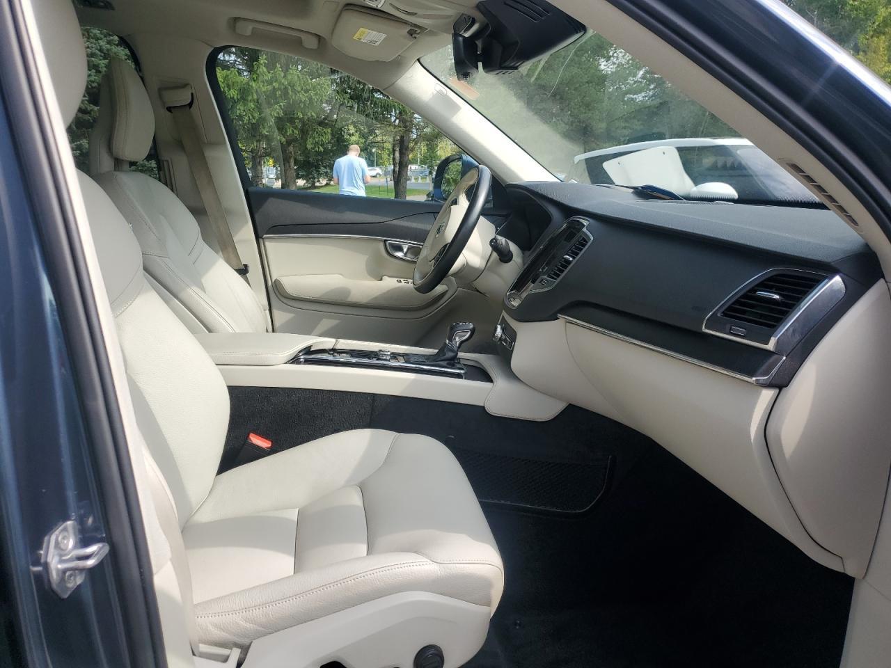 2020 Volvo Xc90 T6 Momentum - Фото 5