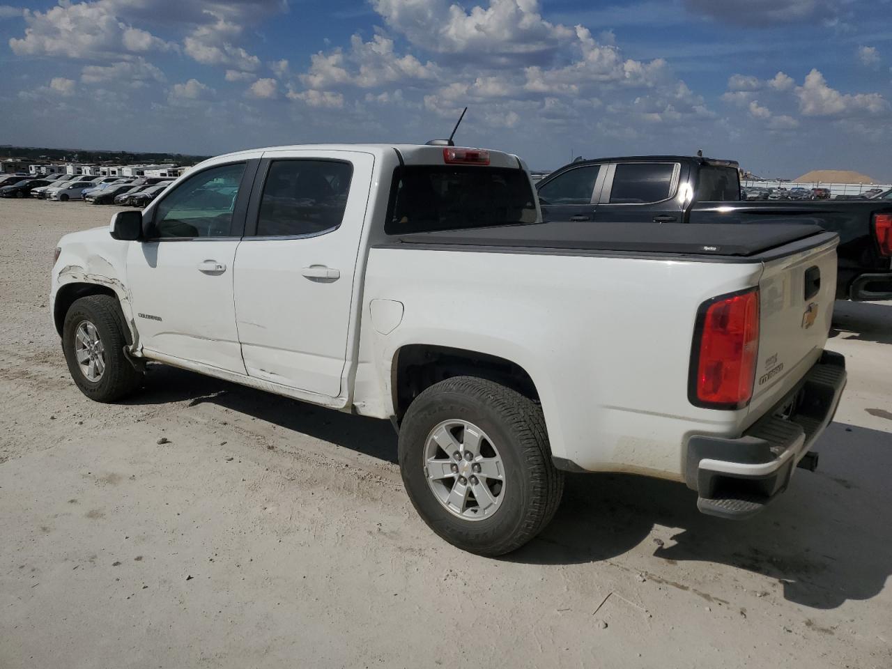 2016 Chevrolet Colorado - Image 2