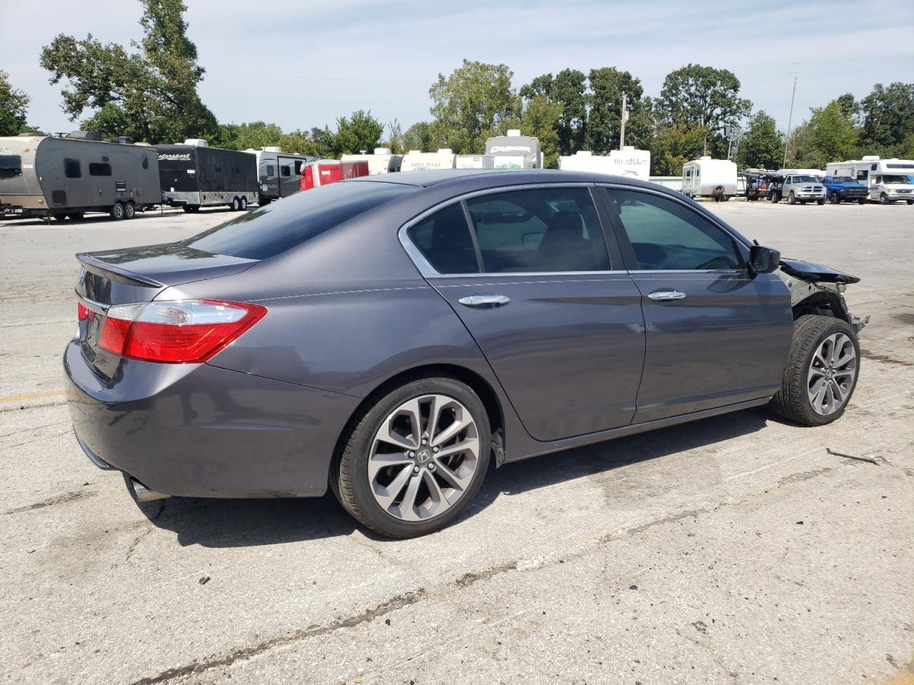 2014 Honda Accord Sport - Image 3