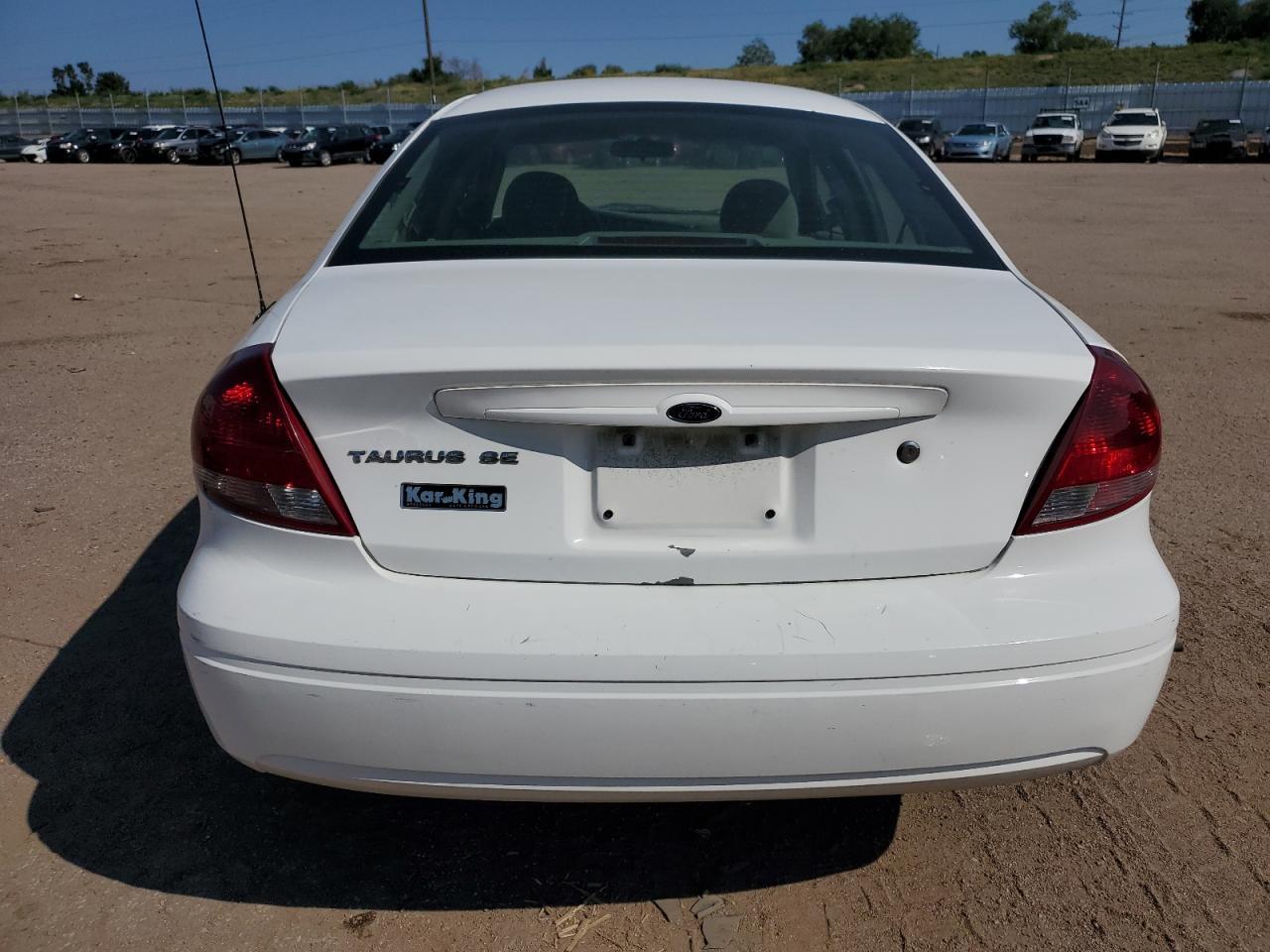 2007 Ford Taurus Se - Image 6