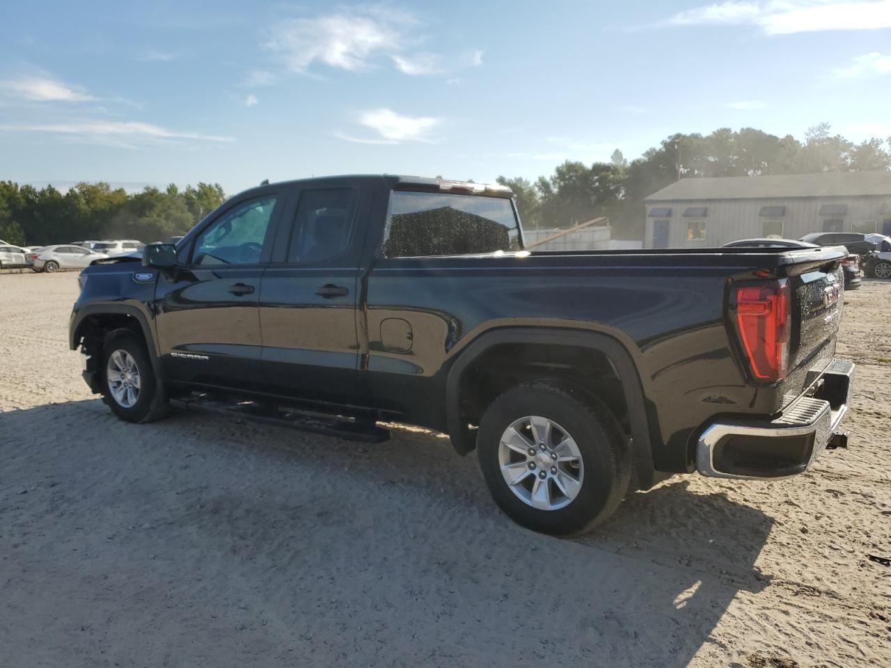 2025 GMC Sierra C1500 - Image 2