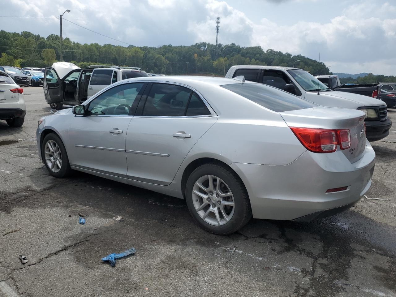 2013 Chevrolet Malibu 1Lt - Фото 2