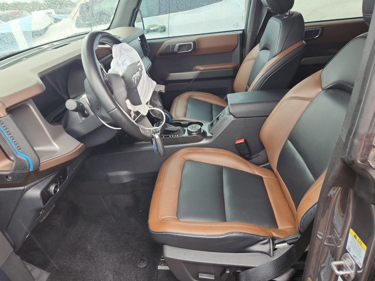 2023 Ford Bronco Base - Фото 7
