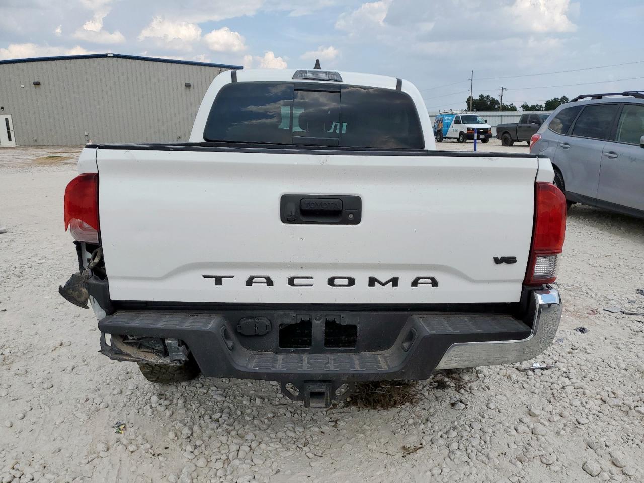 2023 Toyota Tacoma Double Cab - Фото 6