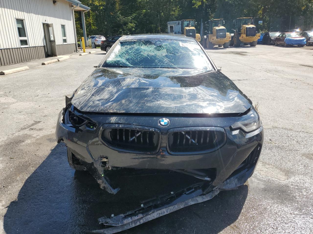 2025 BMW M240Xi - Фото 5