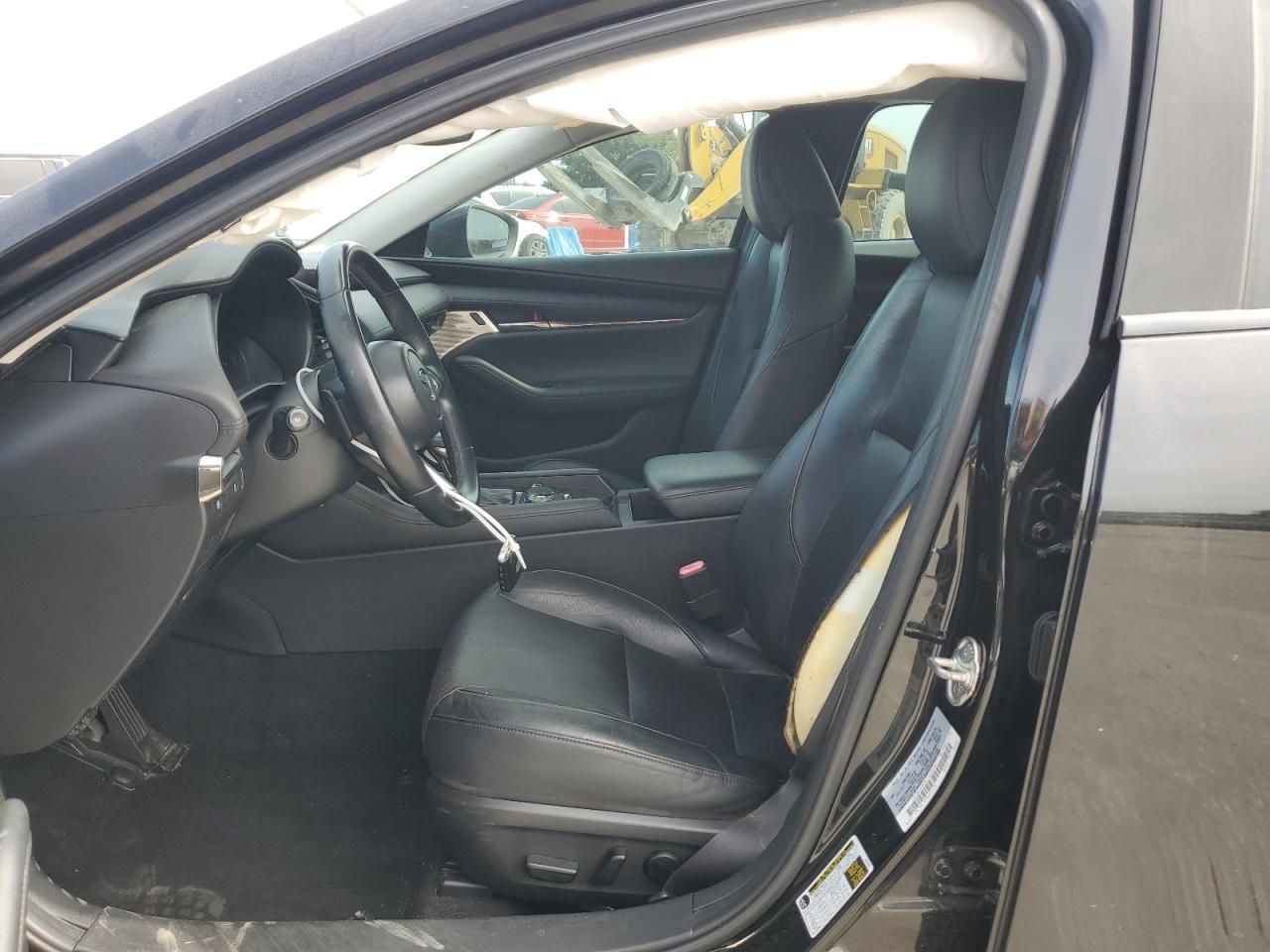 2020 Mazda 3 Premium - Image 7