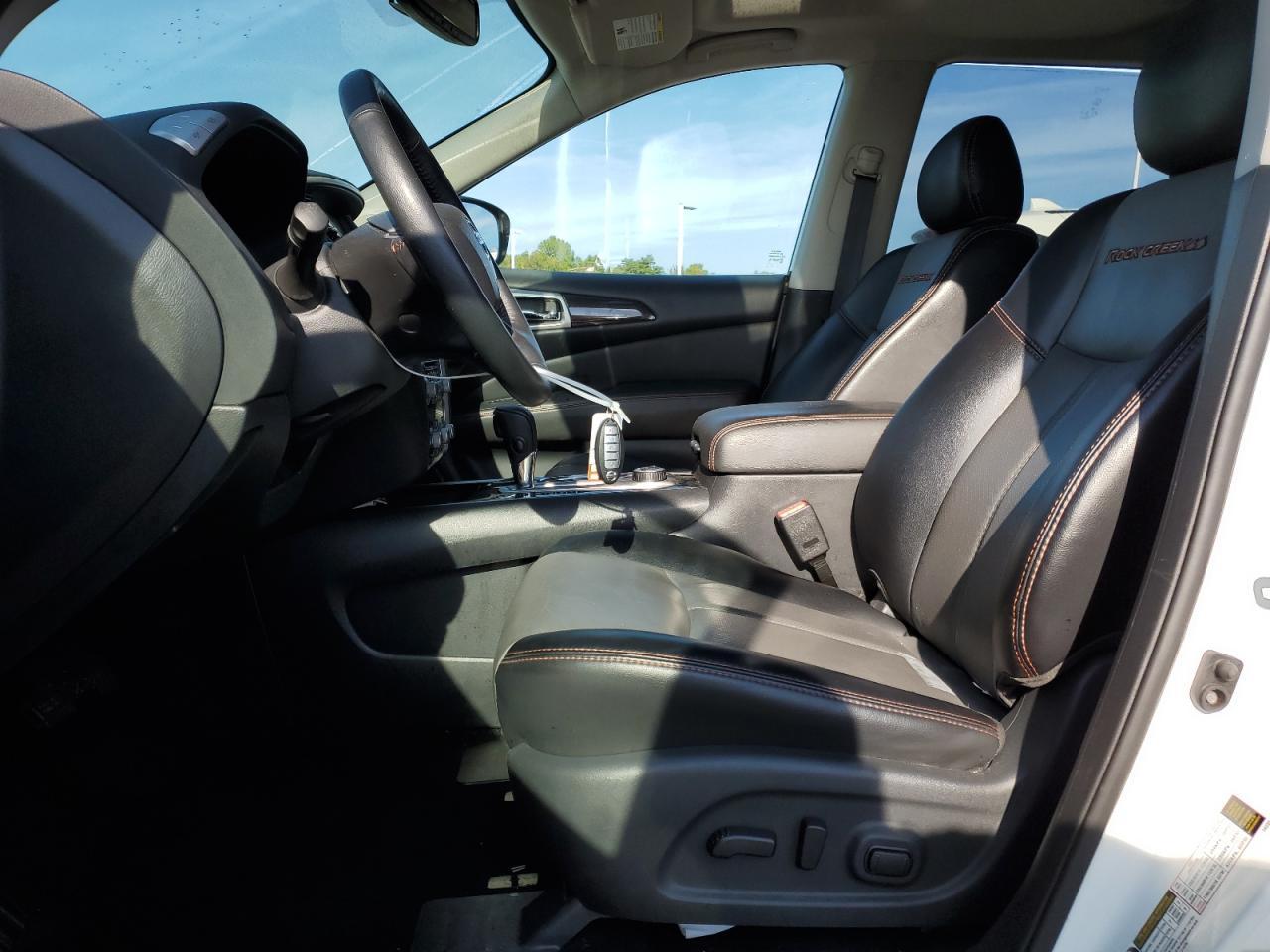 2019 Nissan Pathfinder S - Фото 7