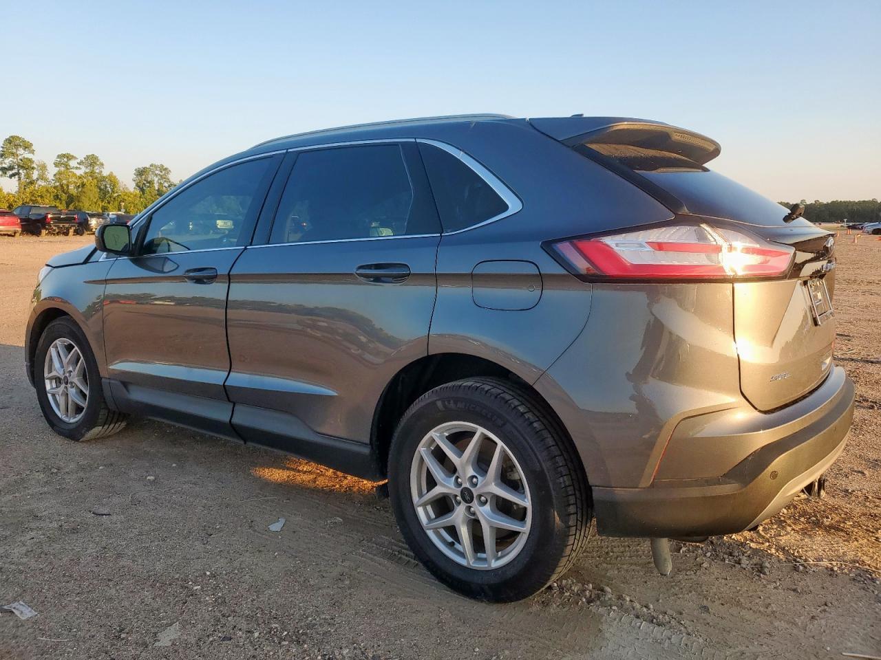 2023 Ford Edge Sel - Фото 2