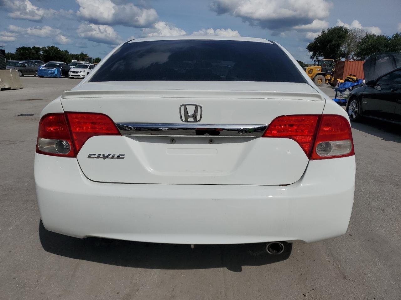 2011 Honda Civic Lx-S - Фото 6