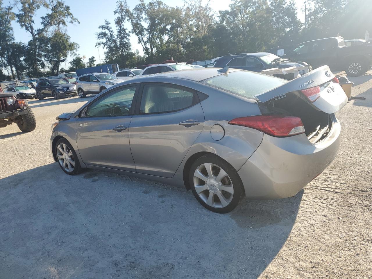 2011 Hyundai Elantra Gls - Фото 2