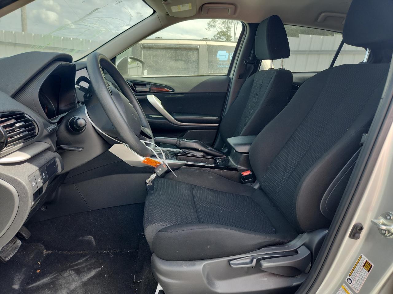 2023 Mitsubishi Eclipse Cross Es - Image 7