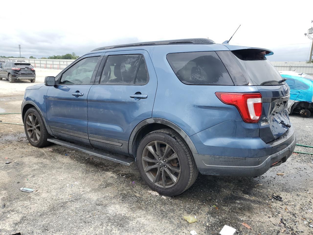 2018 Ford Explorer Xlt - Фото 2