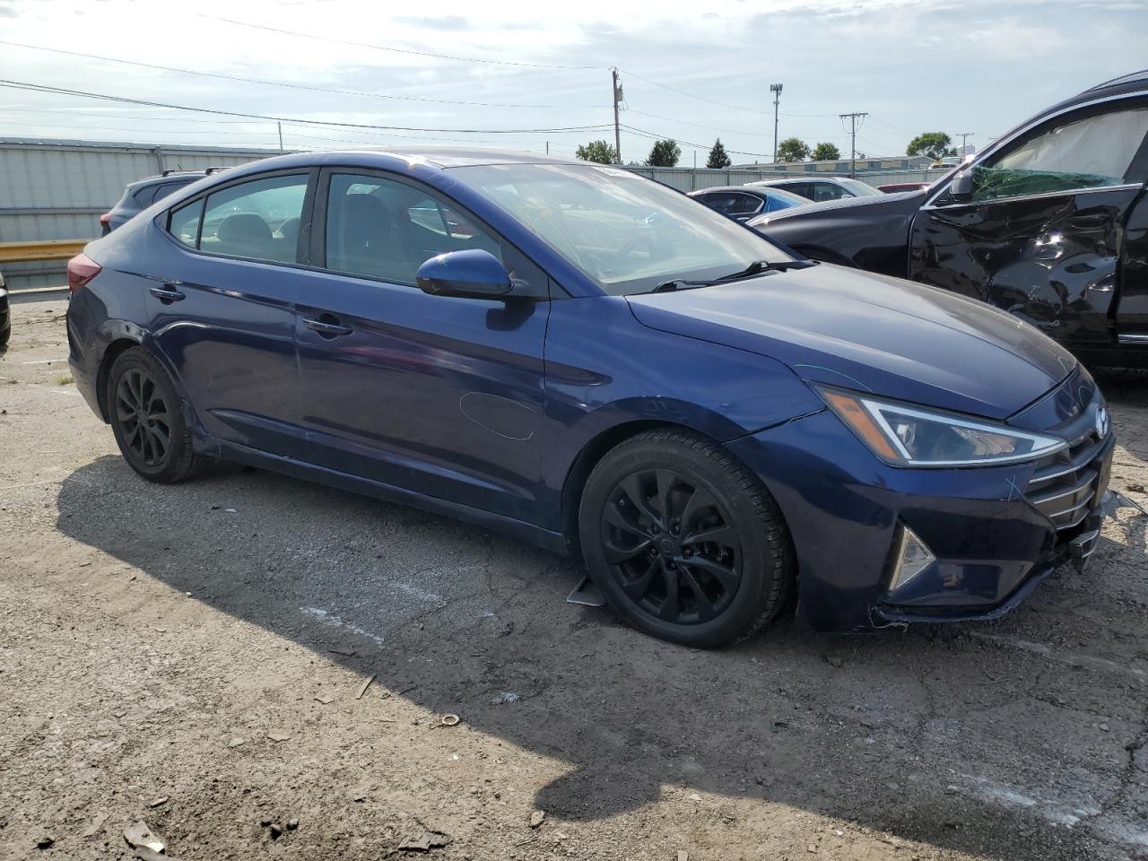 2020 Hyundai Elantra Sel - Фото 4