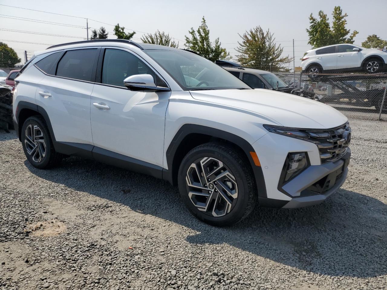 2025 Hyundai Tucson Limited - Image 4