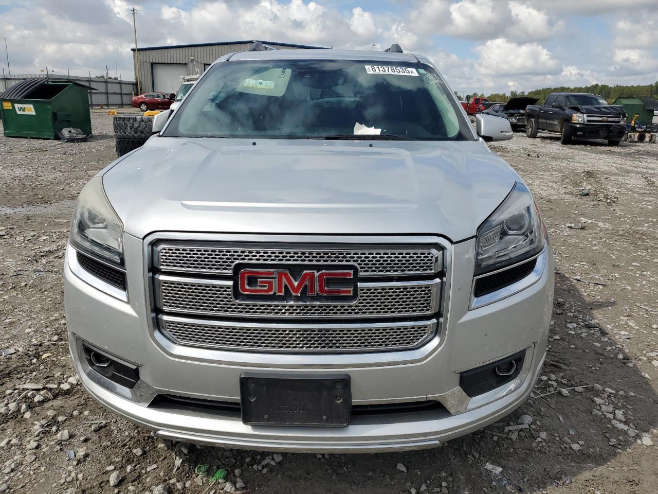 2015 GMC Acadia Denali - Image 5