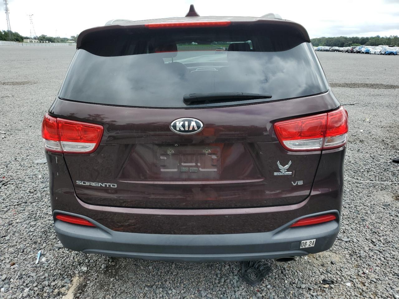 2016 Kia Sorento Lx - Image 6