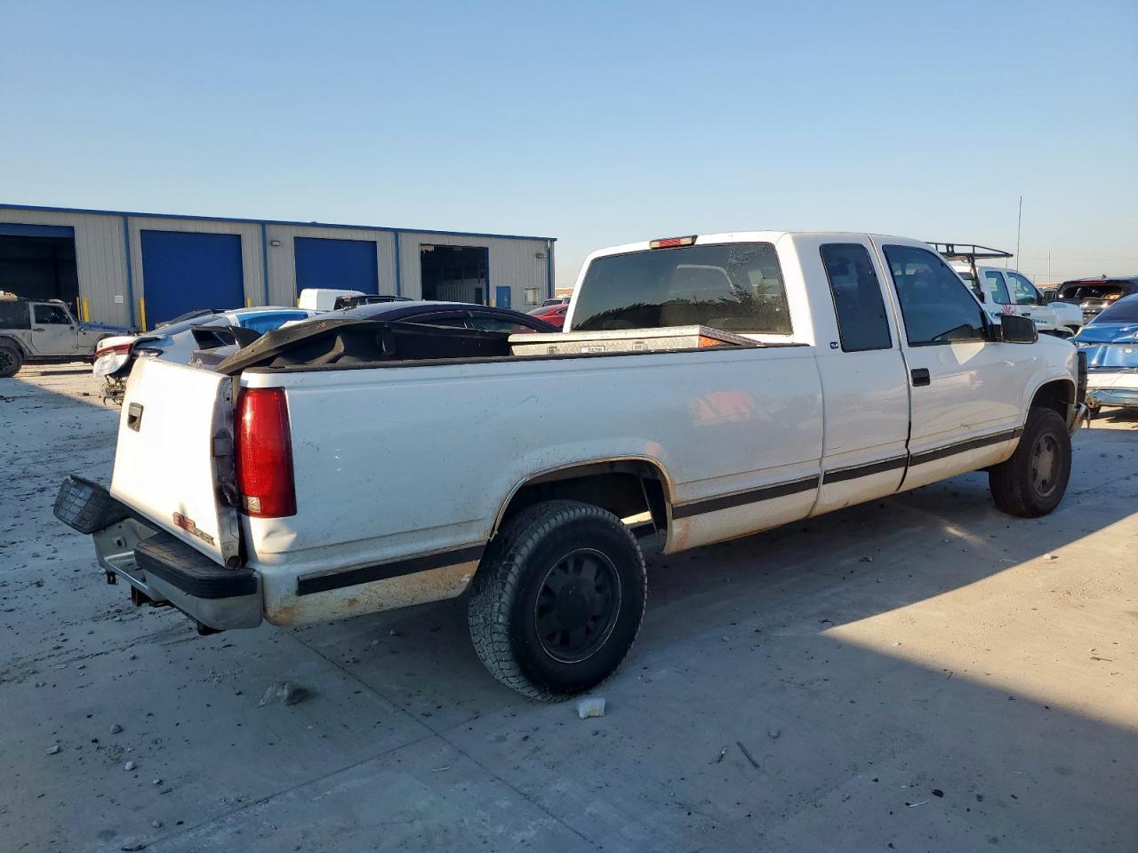 1997 GMC Sierra C1500 - Фото 3