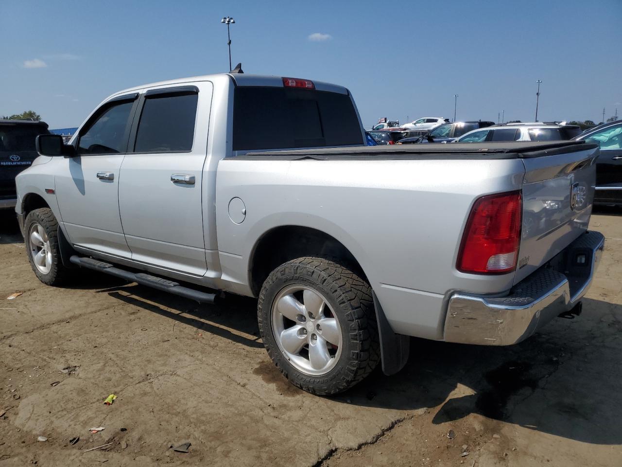 2017 Ram 1500 Slt - Image 2