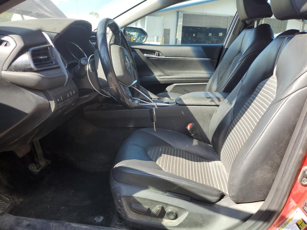 2020 Toyota Camry Se - Image 7