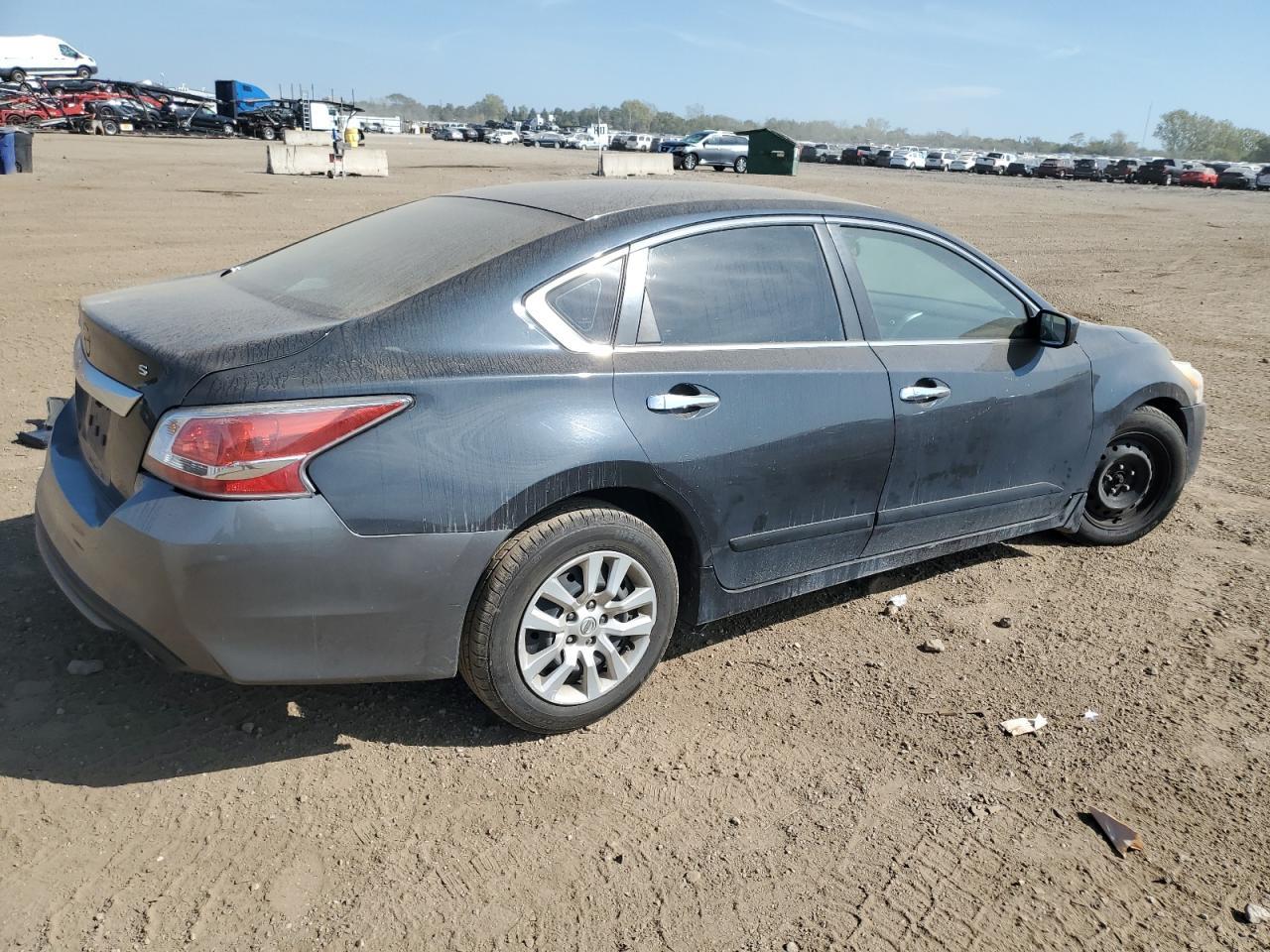2015 Nissan Altima 2.5 - Фото 3