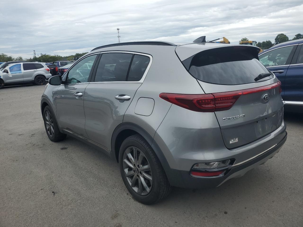 2020 Kia Sportage S - Image 2