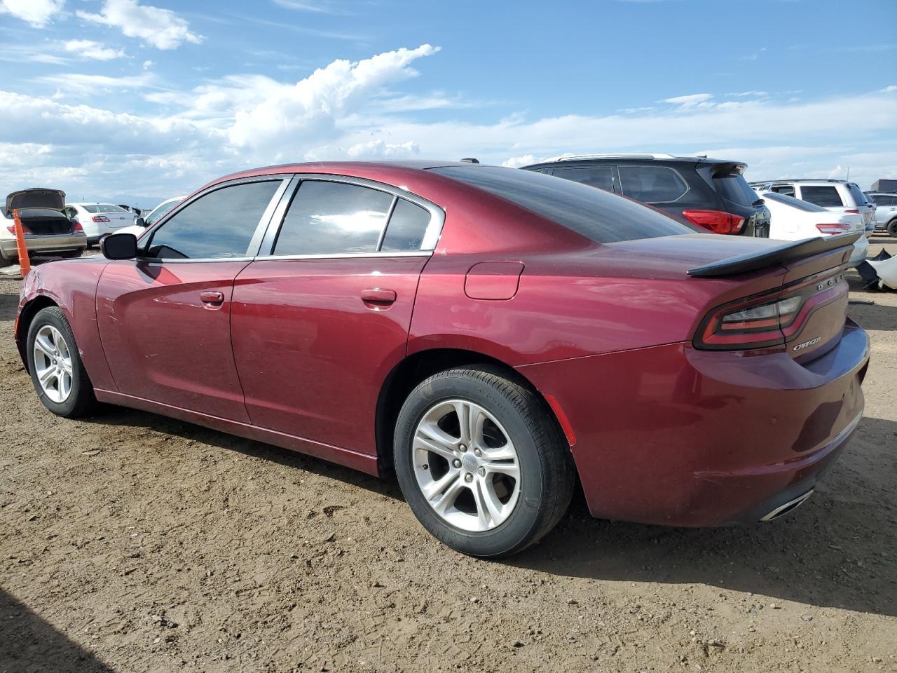2019 Dodge Charger Sxt - Image 2