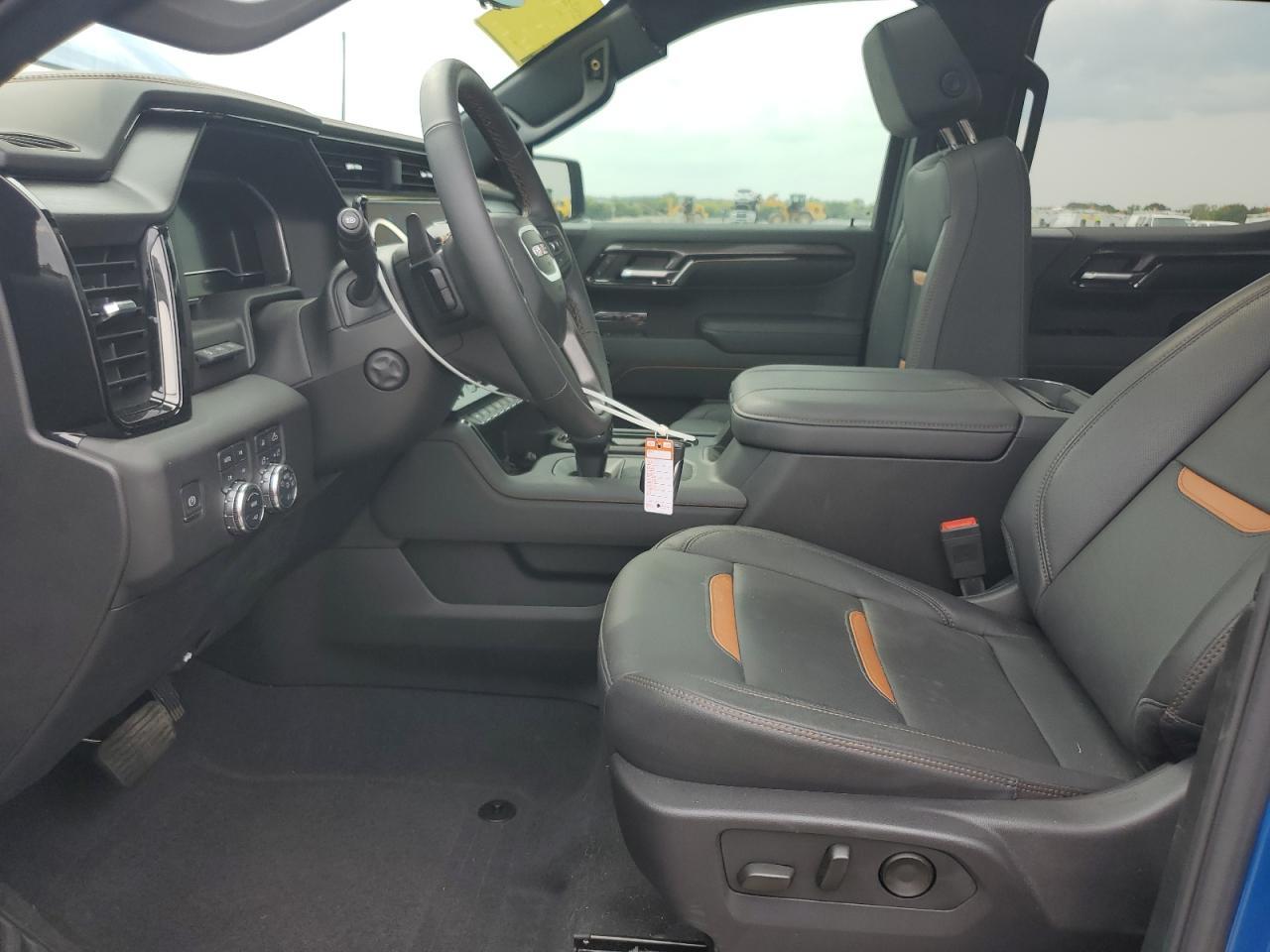 2024 GMC Sierra K1500 At4 - Фото 7