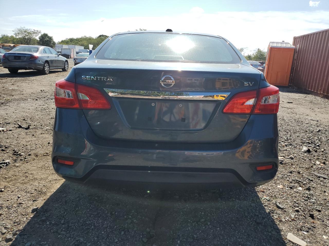 2016 Nissan Sentra S - Image 6