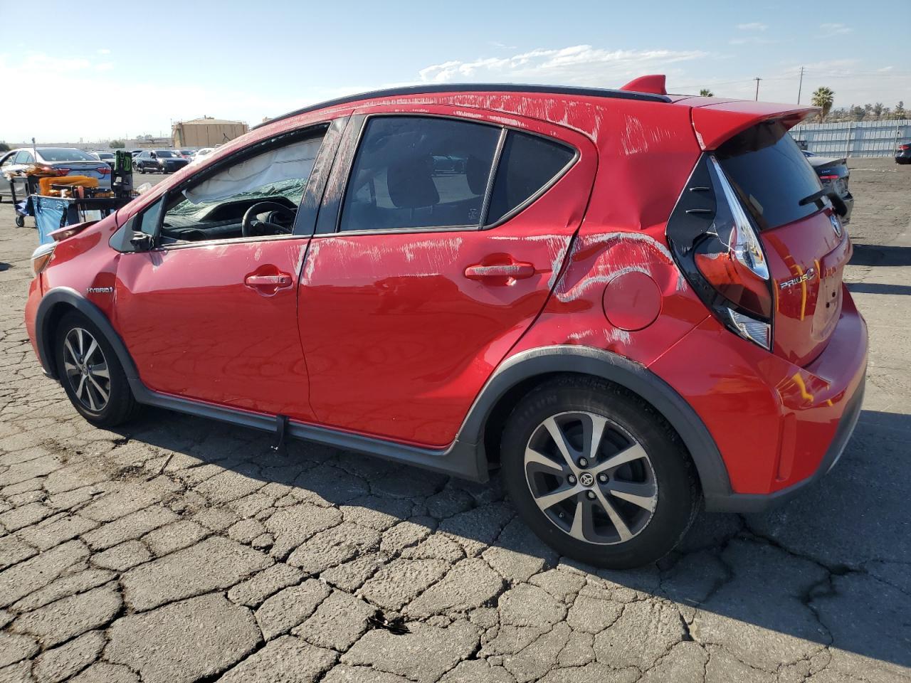 2018 Toyota Prius C - Фото 2