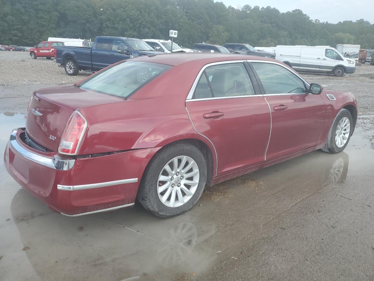 2013 Chrysler 300 - Image 3