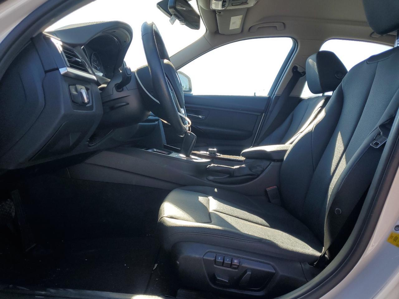 2015 BMW 328 I - Фото 7