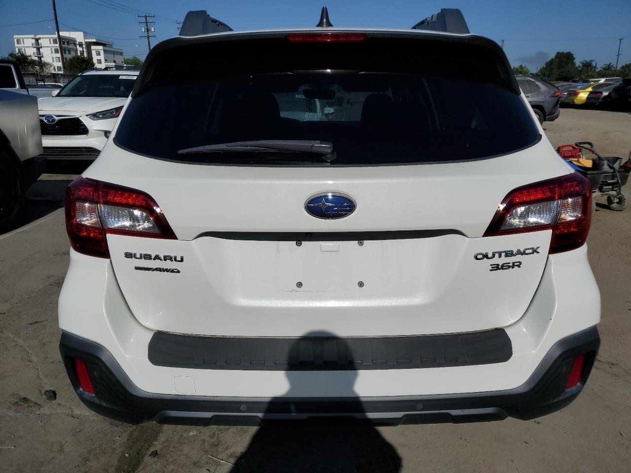 2019 Subaru Outback 3.6R Limited - Фото 6