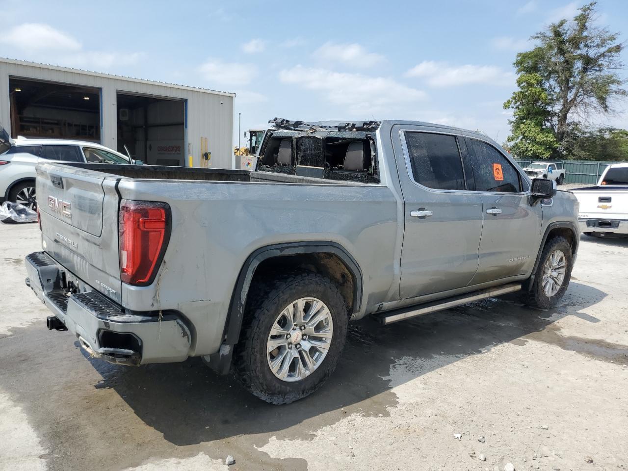 2025 GMC Sierra K1500 Denali - Фото 3