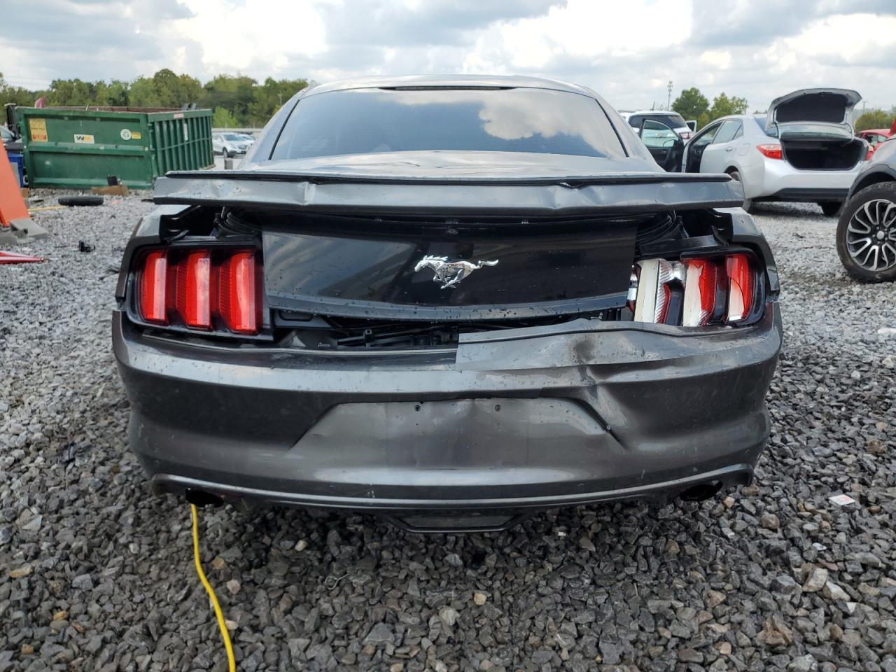 2015 Ford Mustang - Image 6