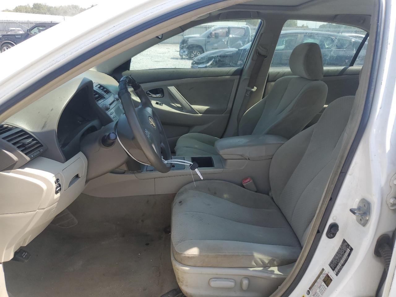 2009 Toyota Camry Base - Image 7
