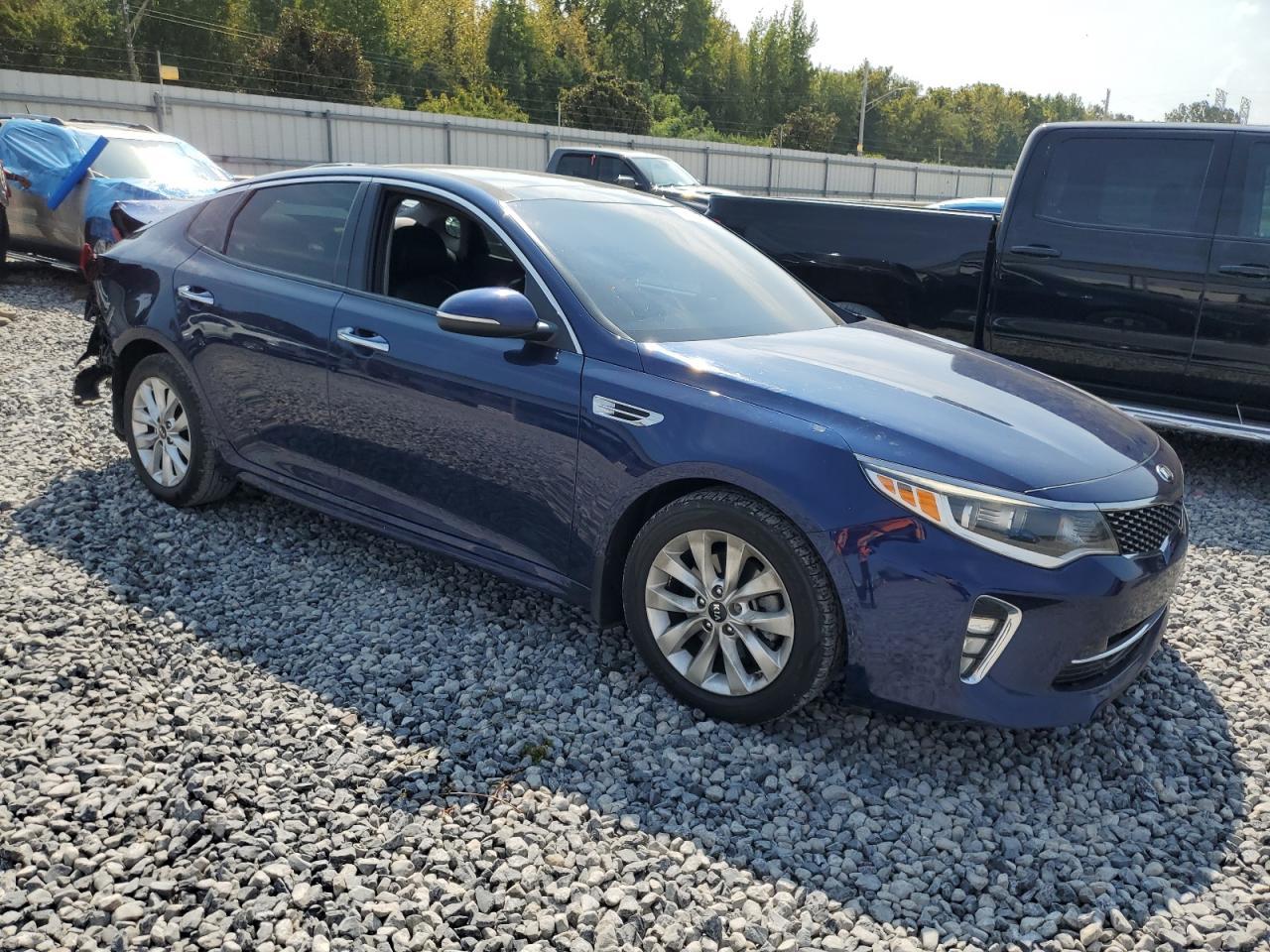 2018 Kia Optima Lx - Image 4