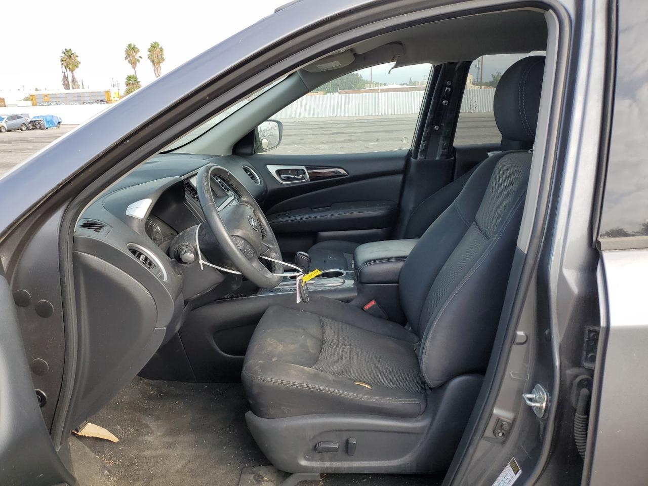 2018 Nissan Pathfinder S - Фото 7