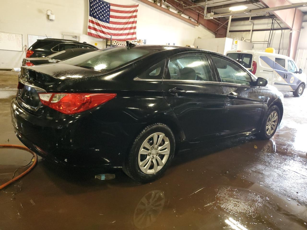 2011 Hyundai Sonata Gls - Image 3