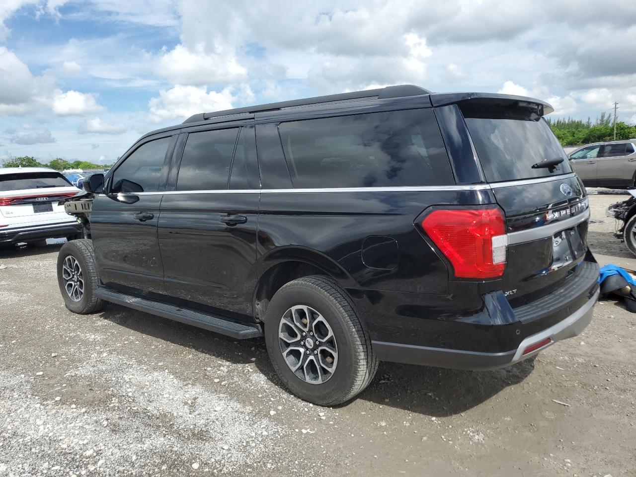 2024 Ford Expedition Max Xlt - Image 2