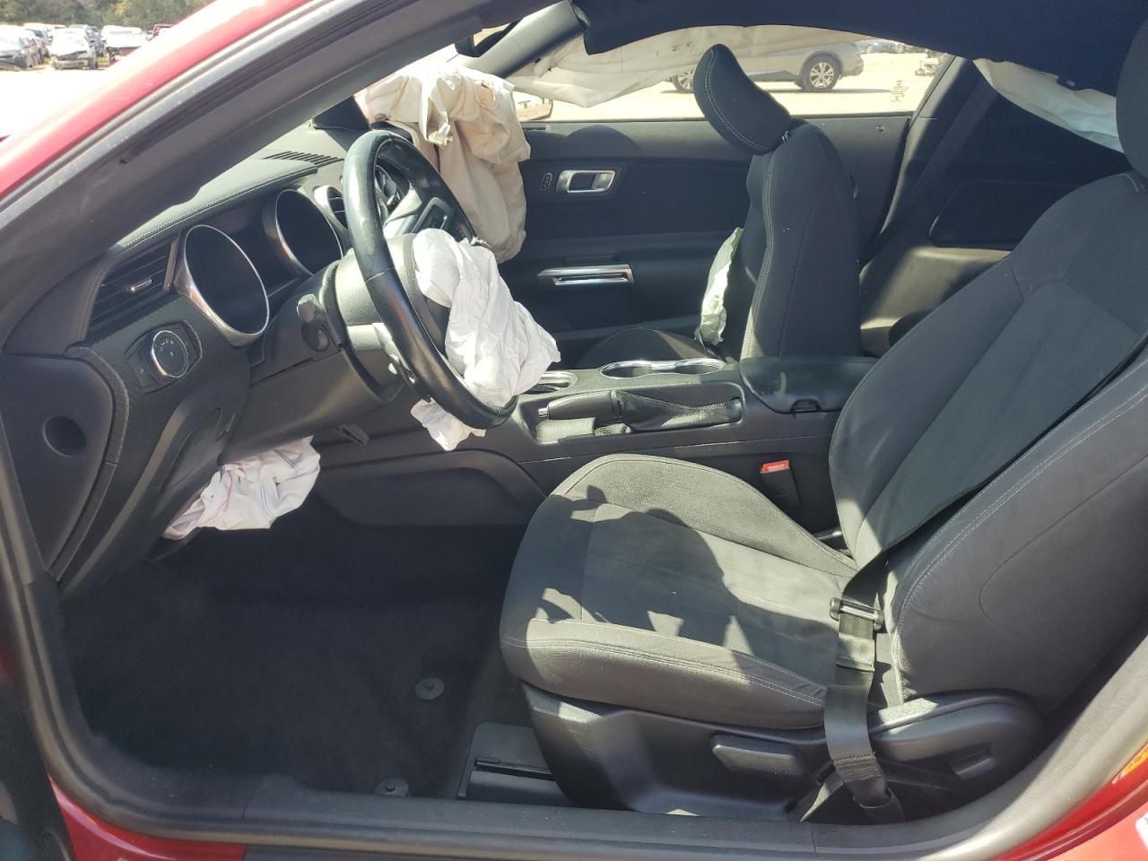 2018 Ford Mustang - Фото 7