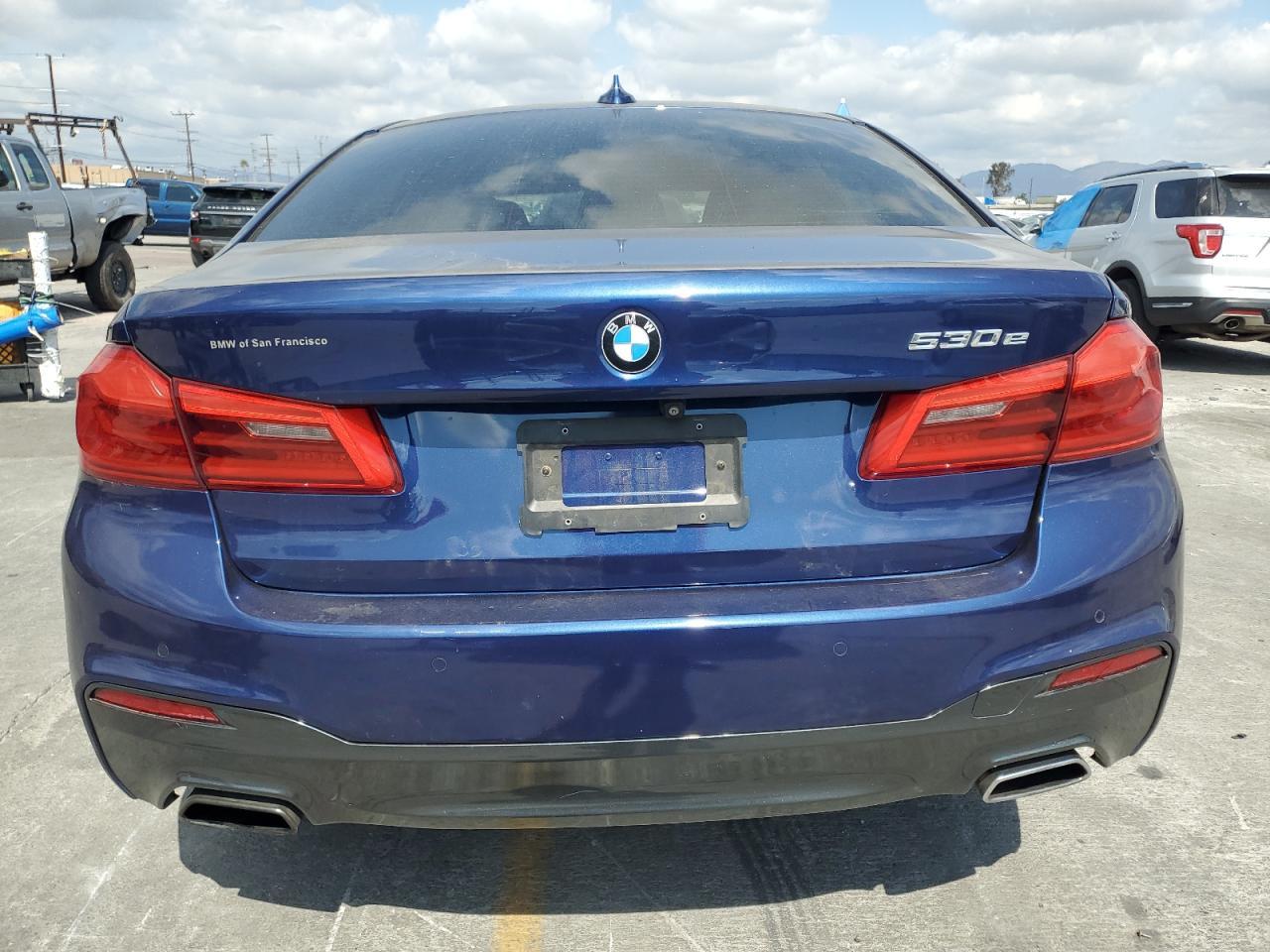 2018 BMW 530E - Фото 6