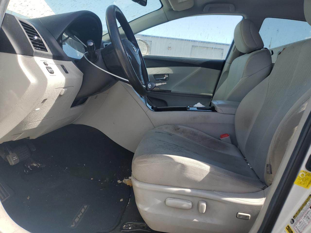 2012 Toyota Venza Le - Фото 7