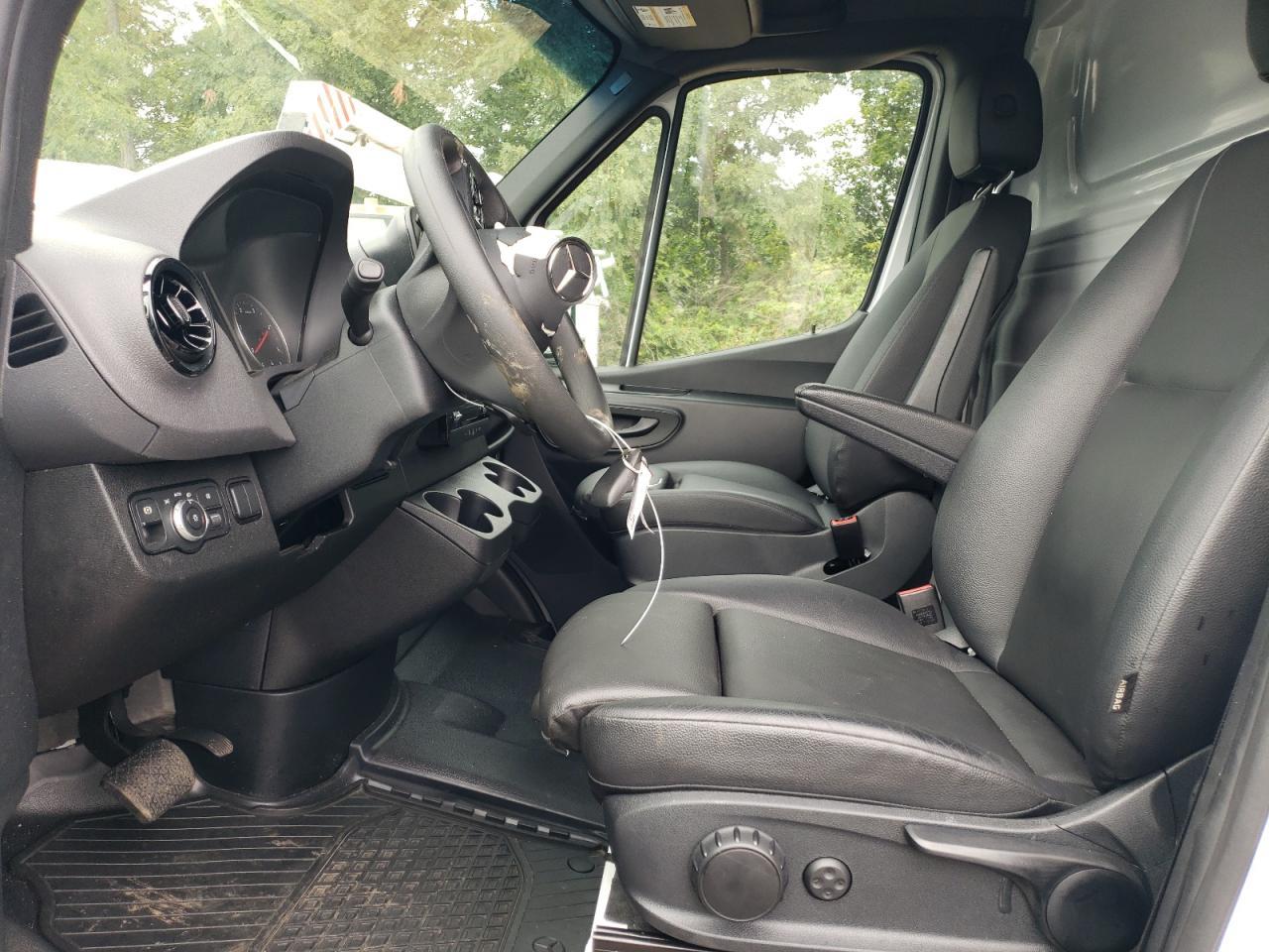 2024 Mercedes-Benz Sprinter 2500 - Фото 7