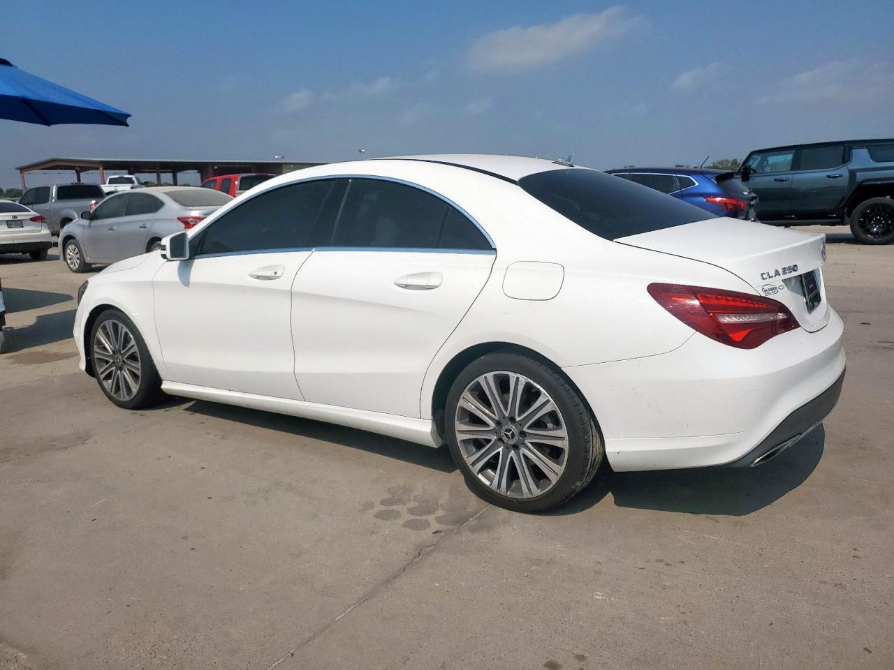 2018 Mercedes-Benz Cla 250 - Фото 2