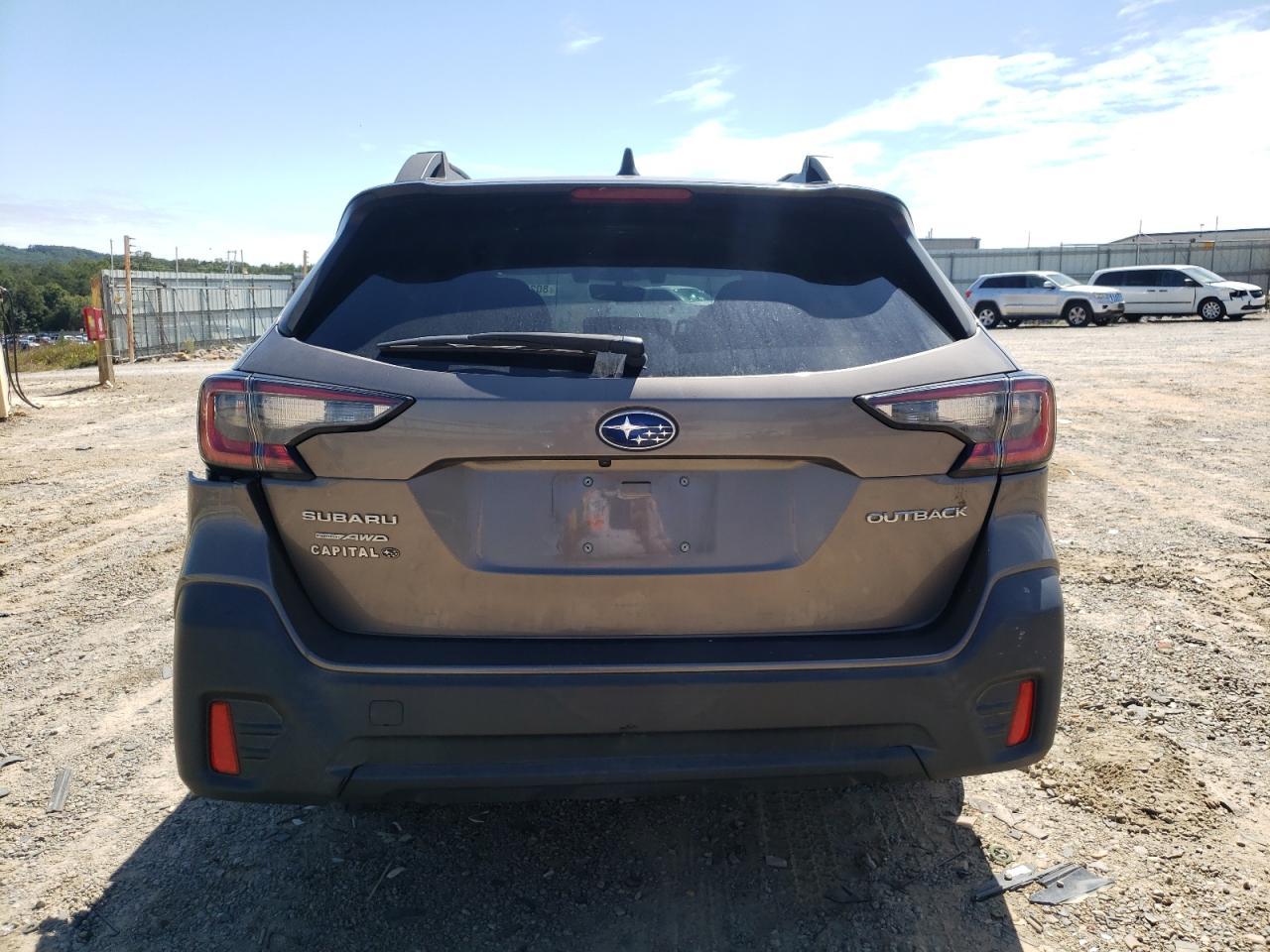 2022 Subaru Outback Premium - Image 6